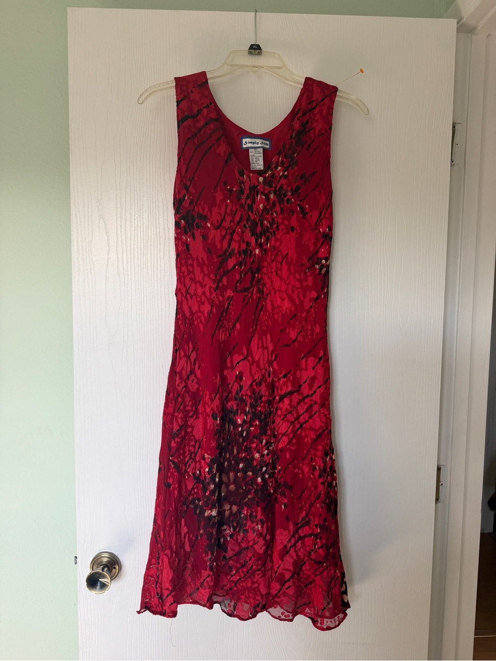 Red Sleeveless Scoop Neck Midi Dress with Abstract Print
